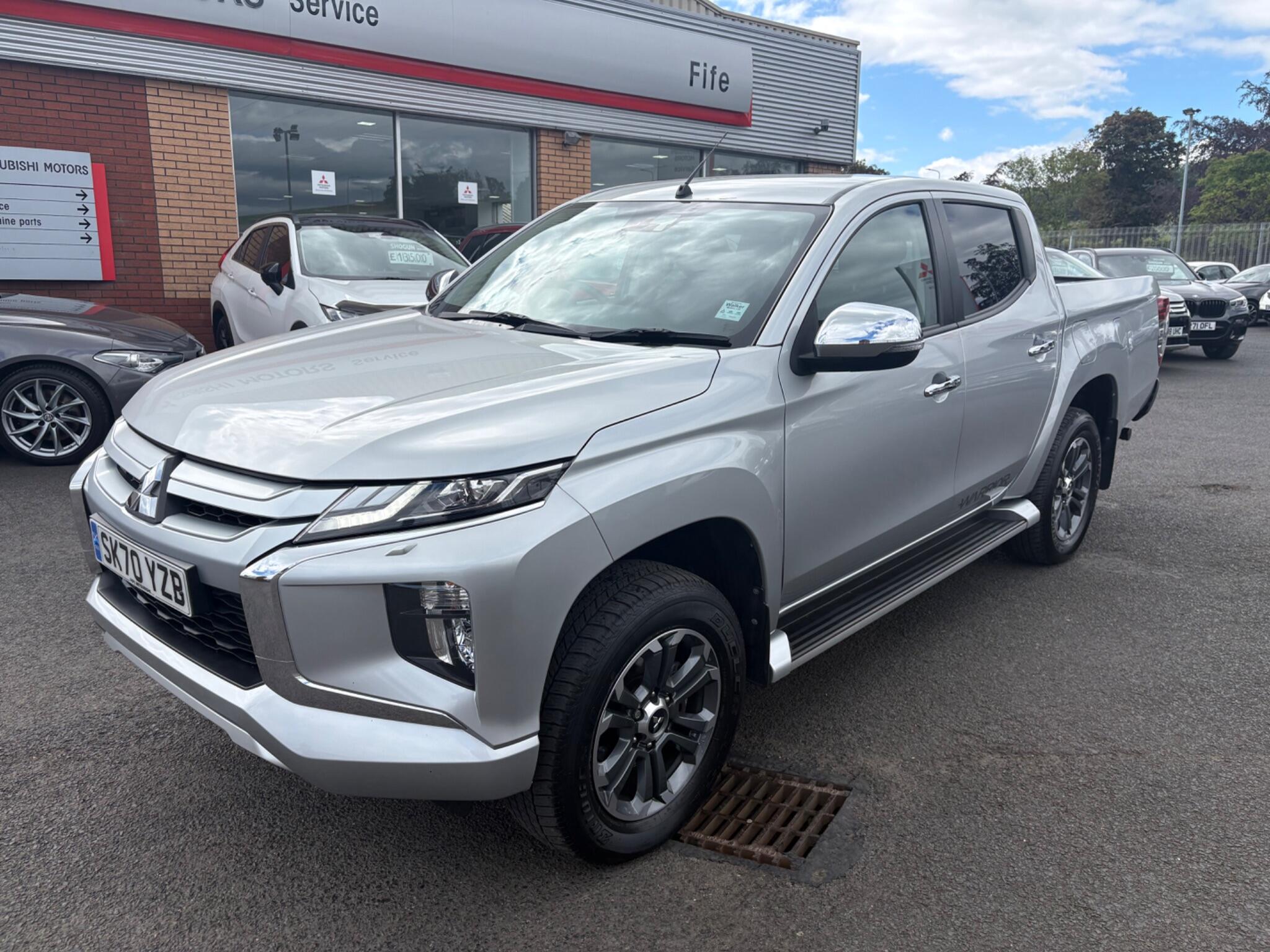 Mitsubishi L200