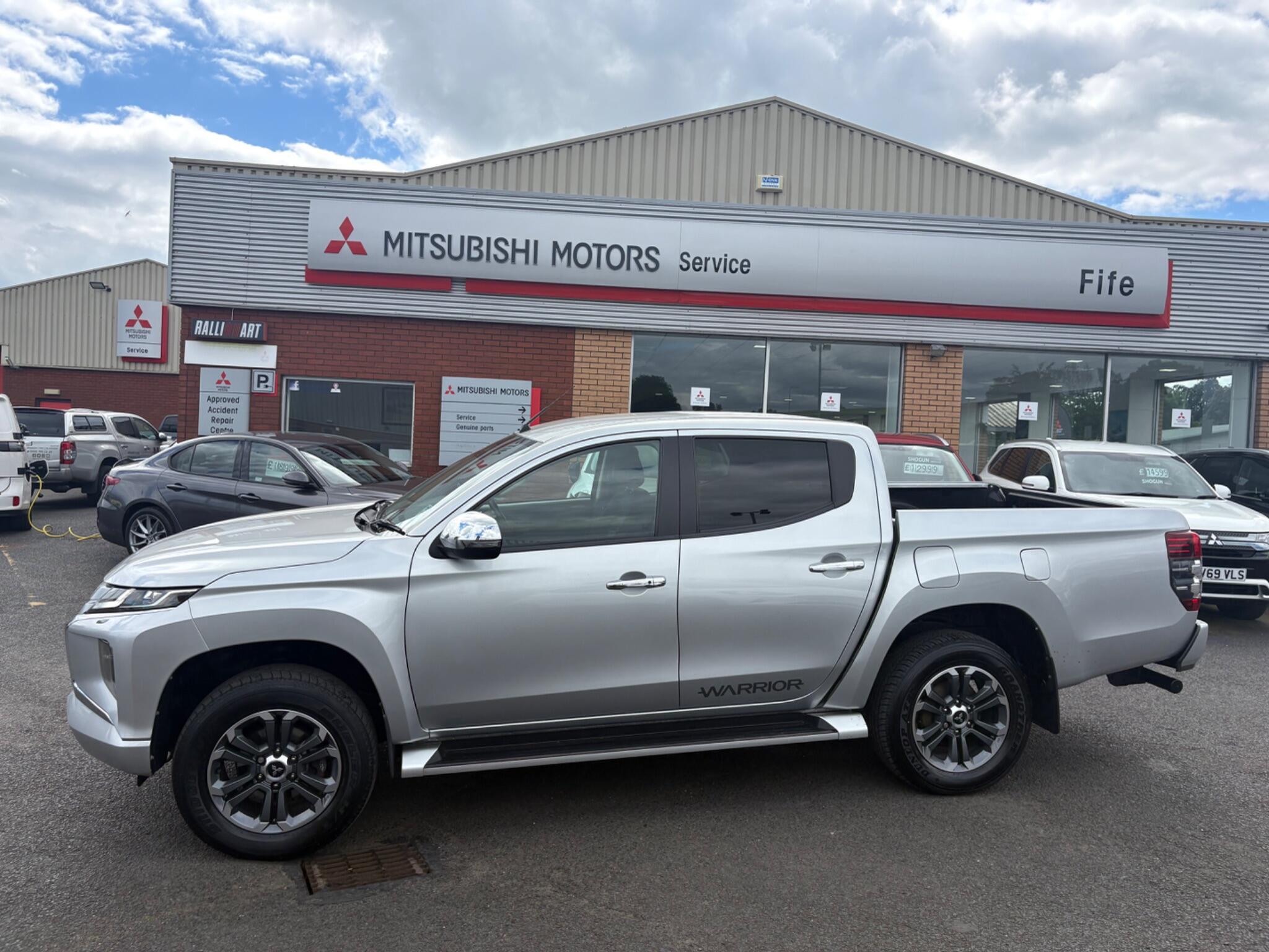 Mitsubishi L200