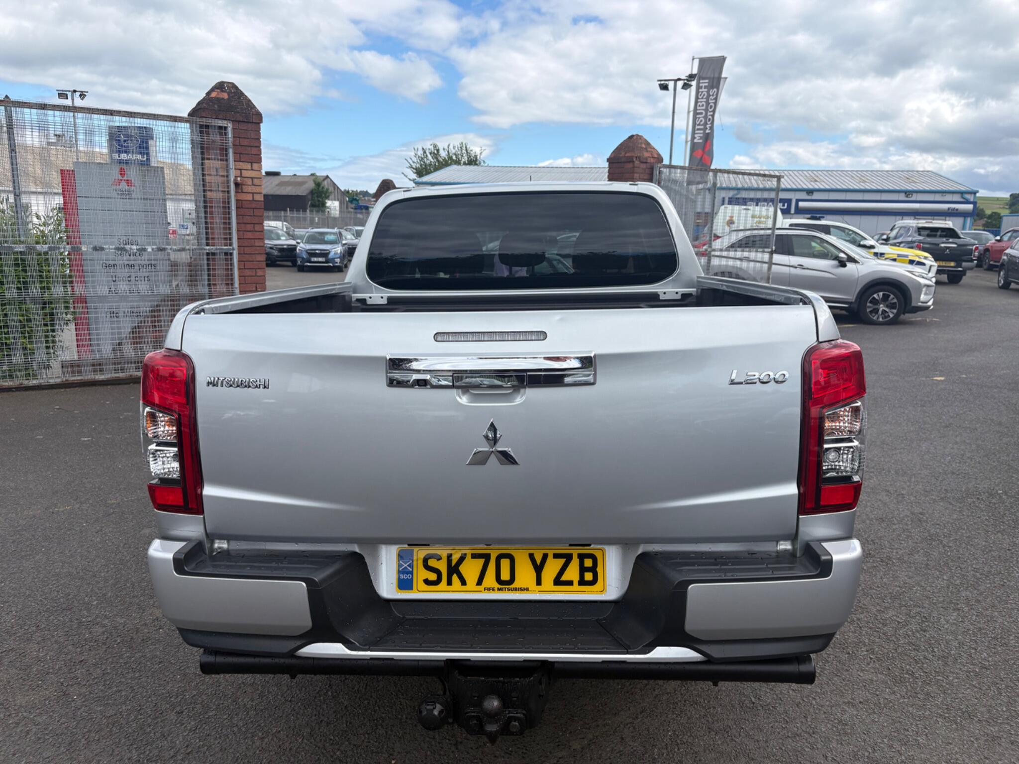 Mitsubishi L200
