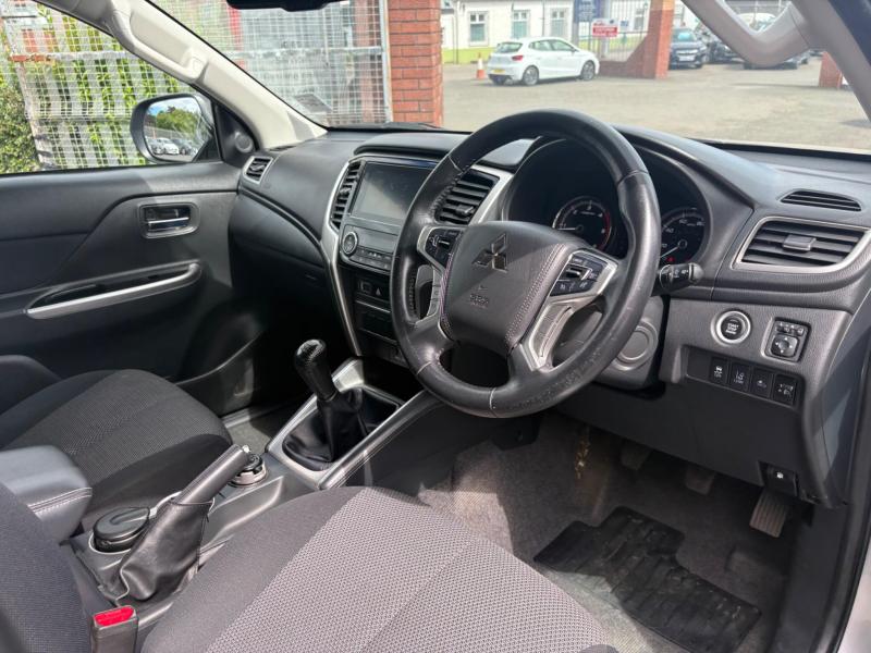 Mitsubishi L200