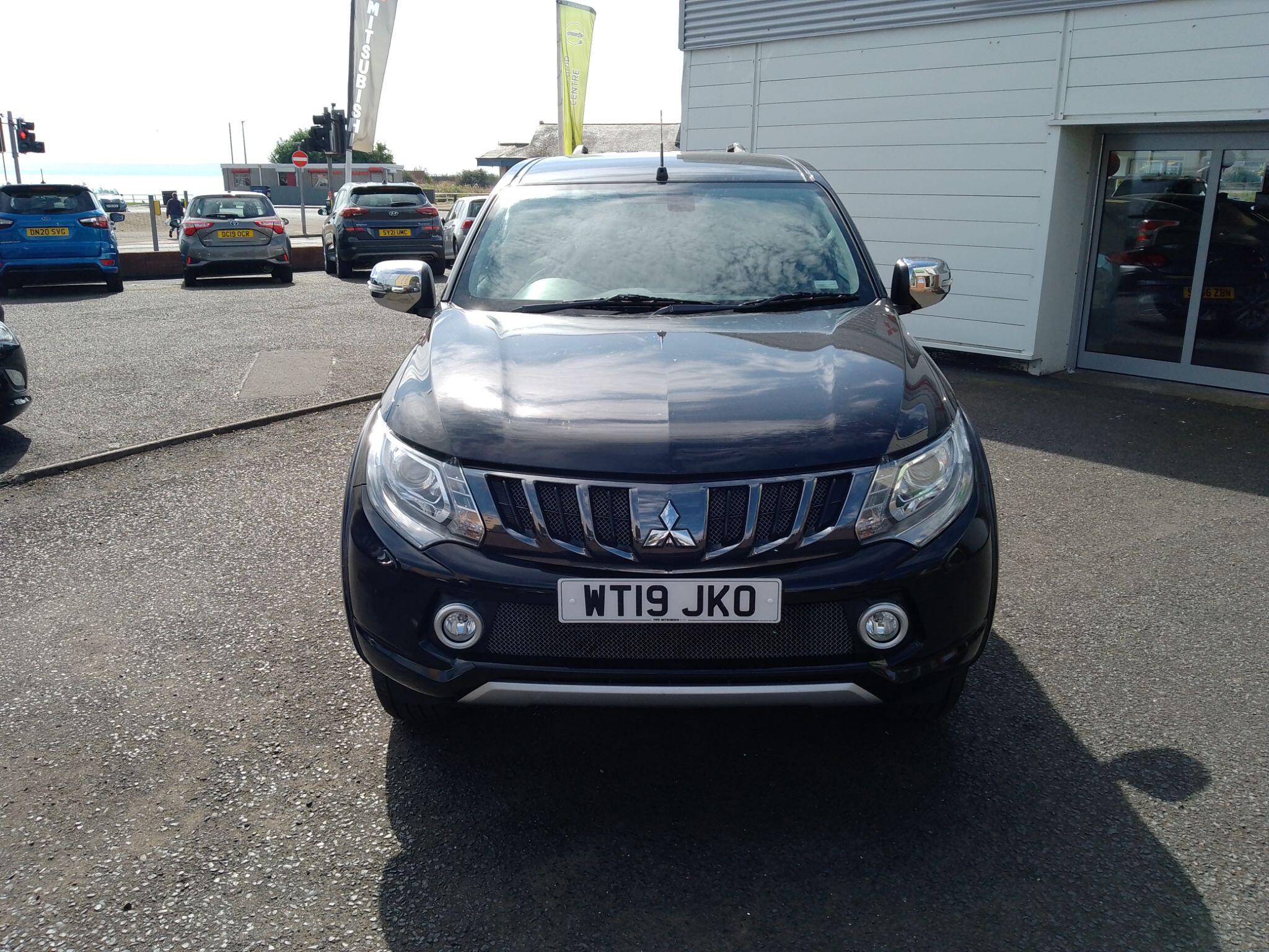 Mitsubishi L200
