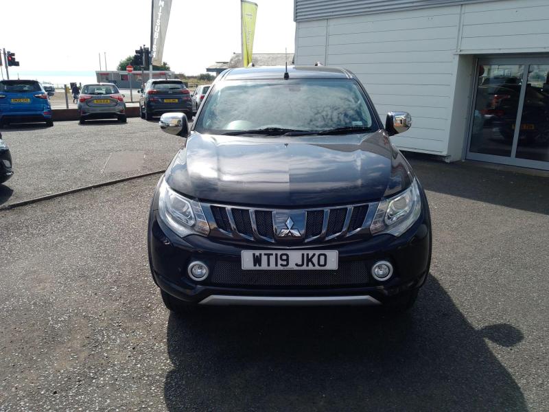 Mitsubishi L200