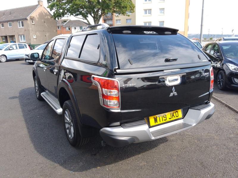 Mitsubishi L200