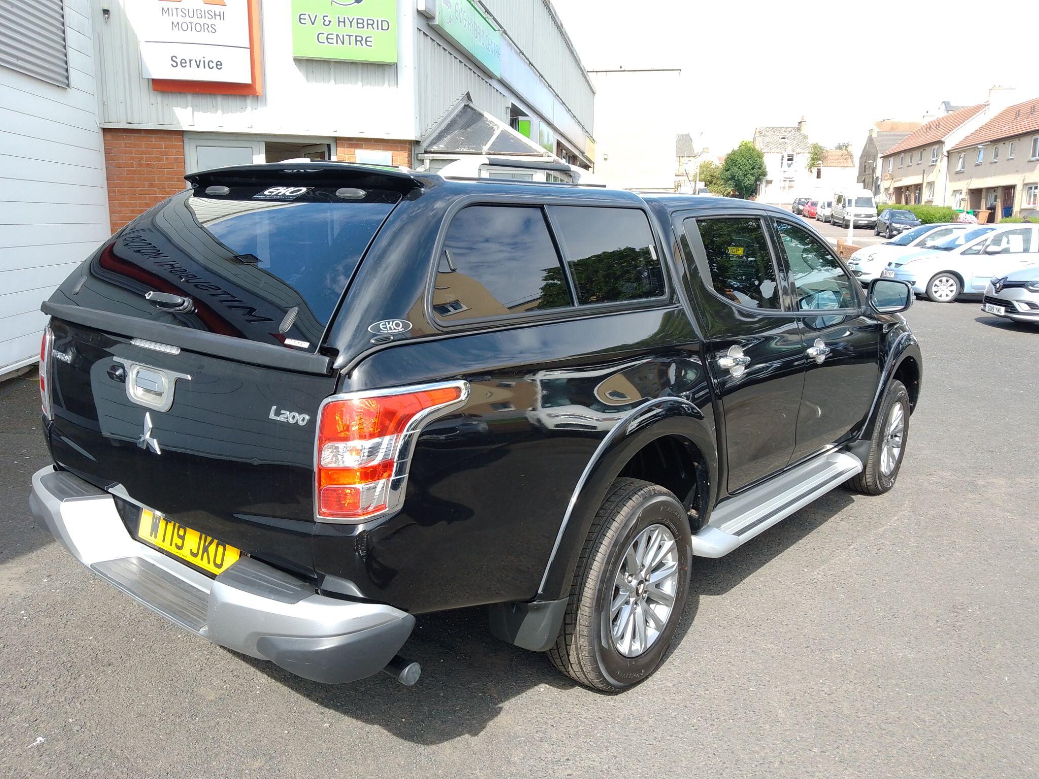 Mitsubishi L200