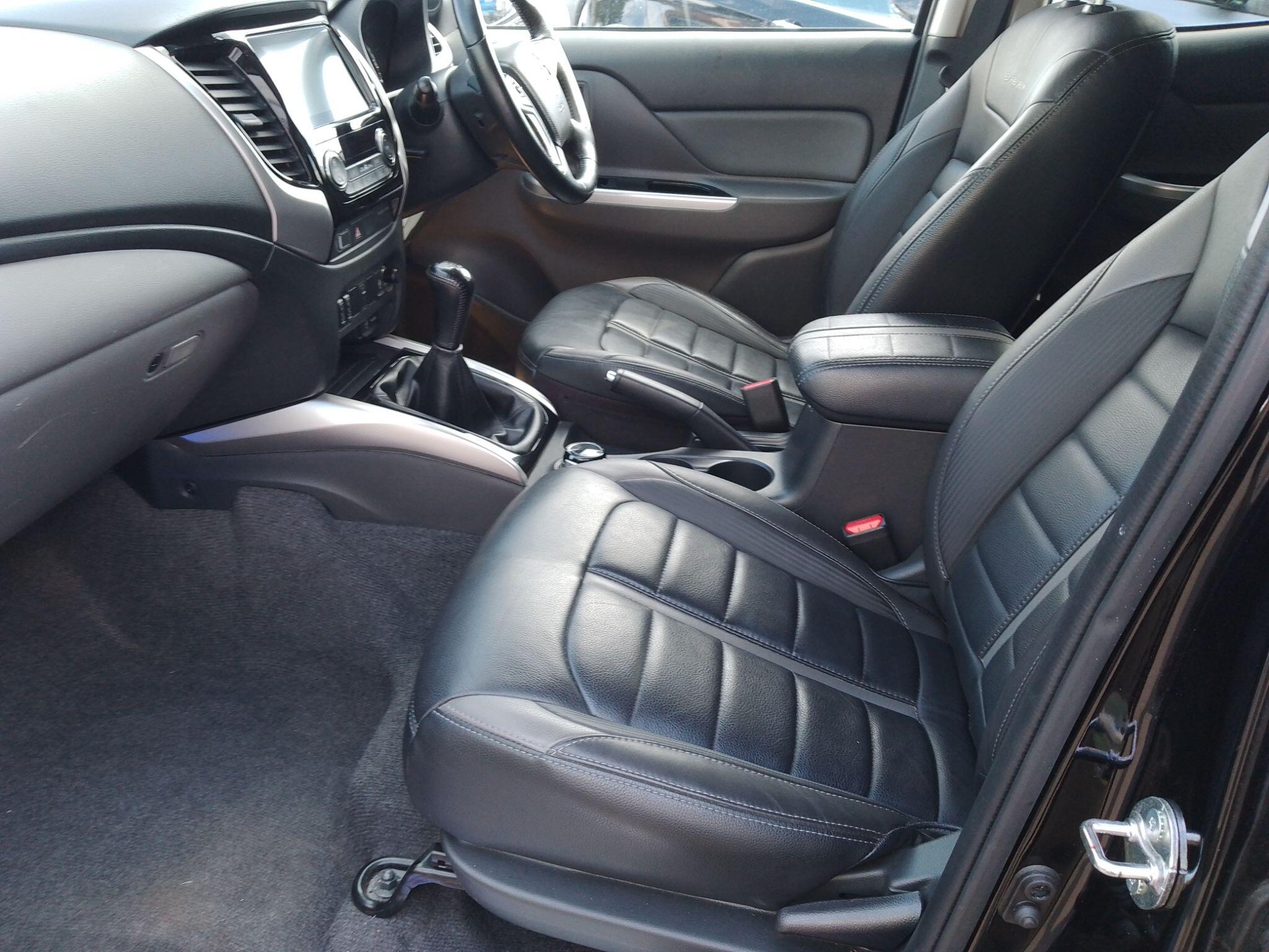 Mitsubishi L200