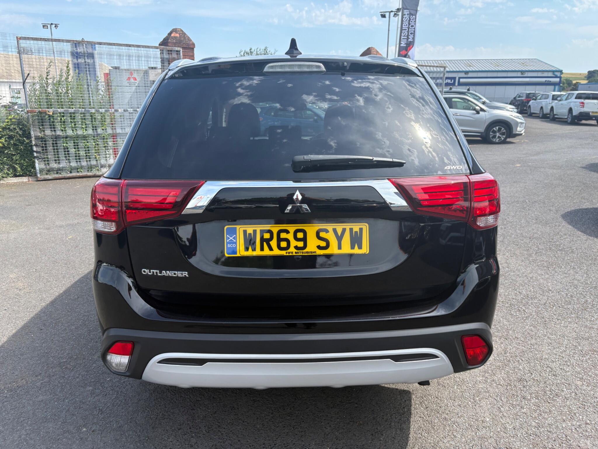 Mitsubishi Outlander