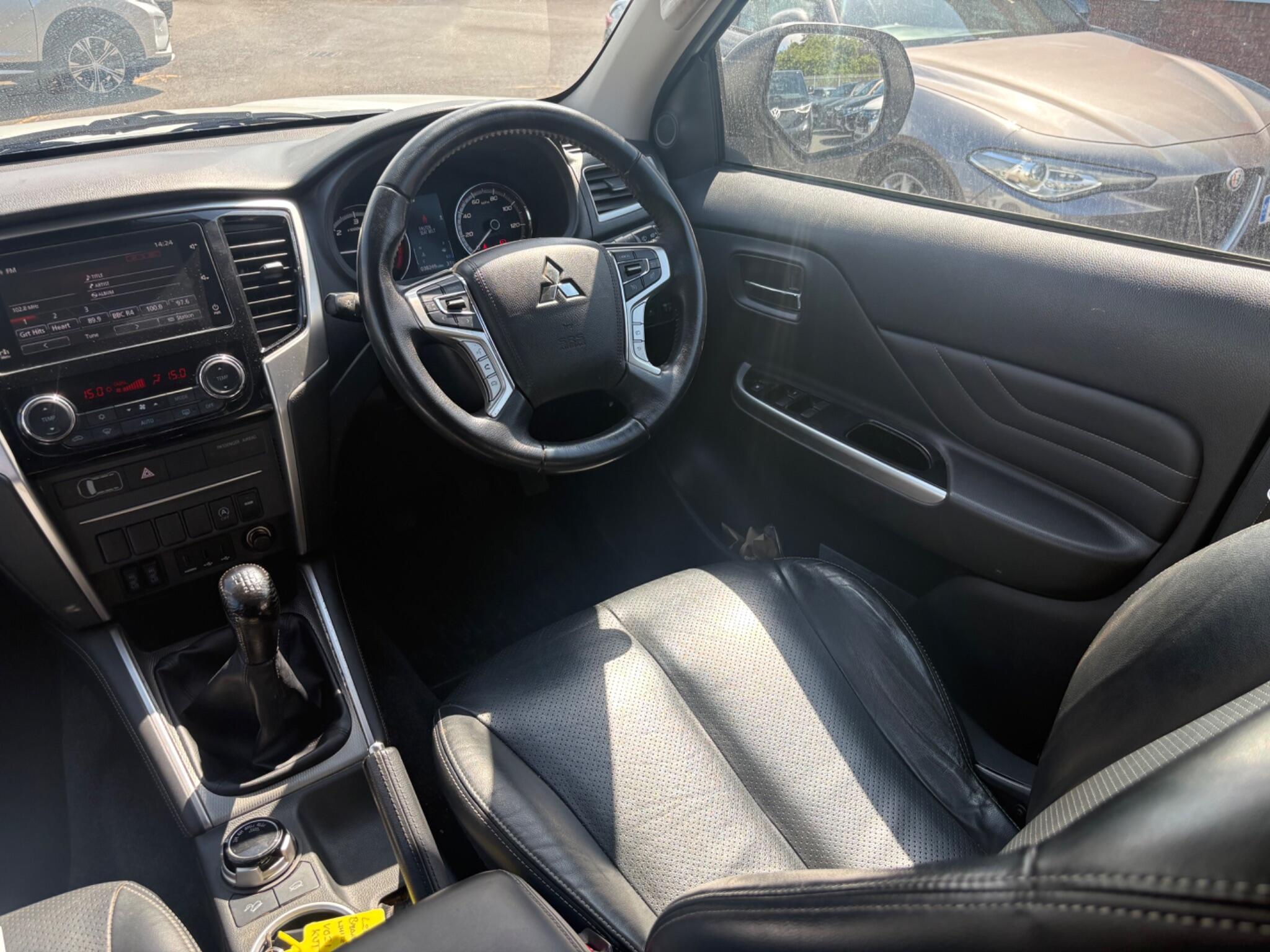 Mitsubishi L200