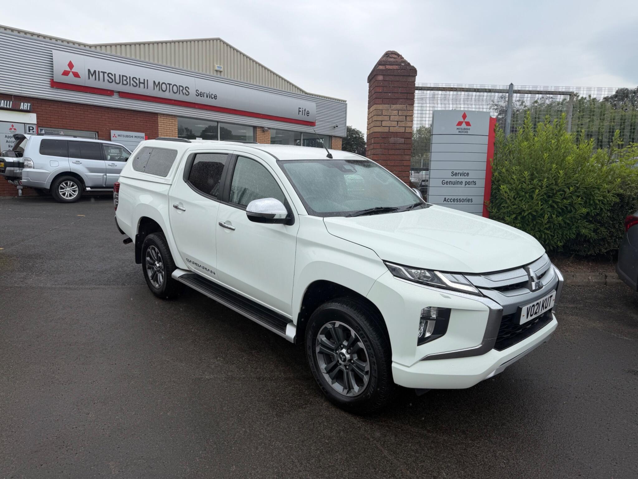 Mitsubishi L200