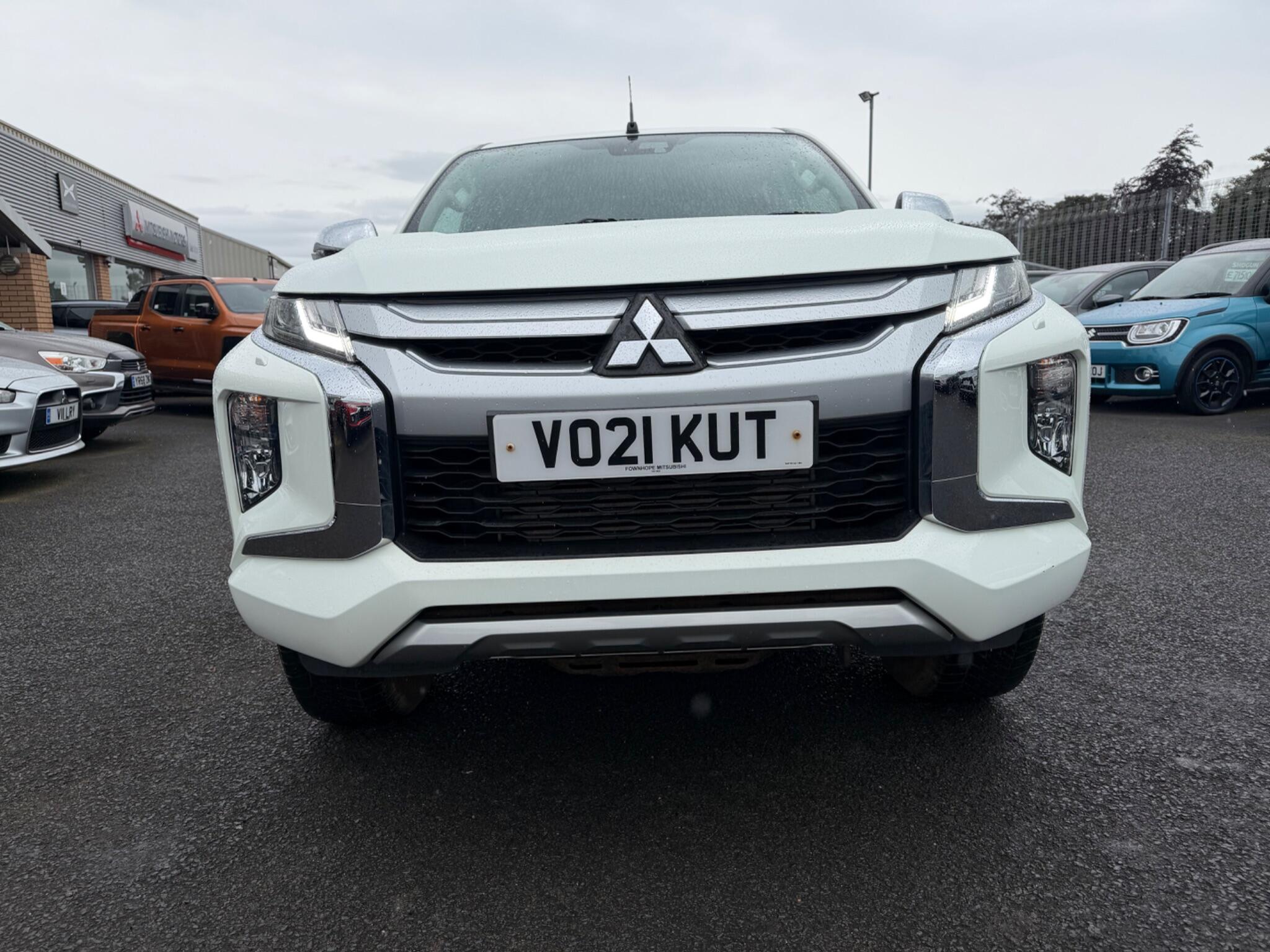 Mitsubishi L200