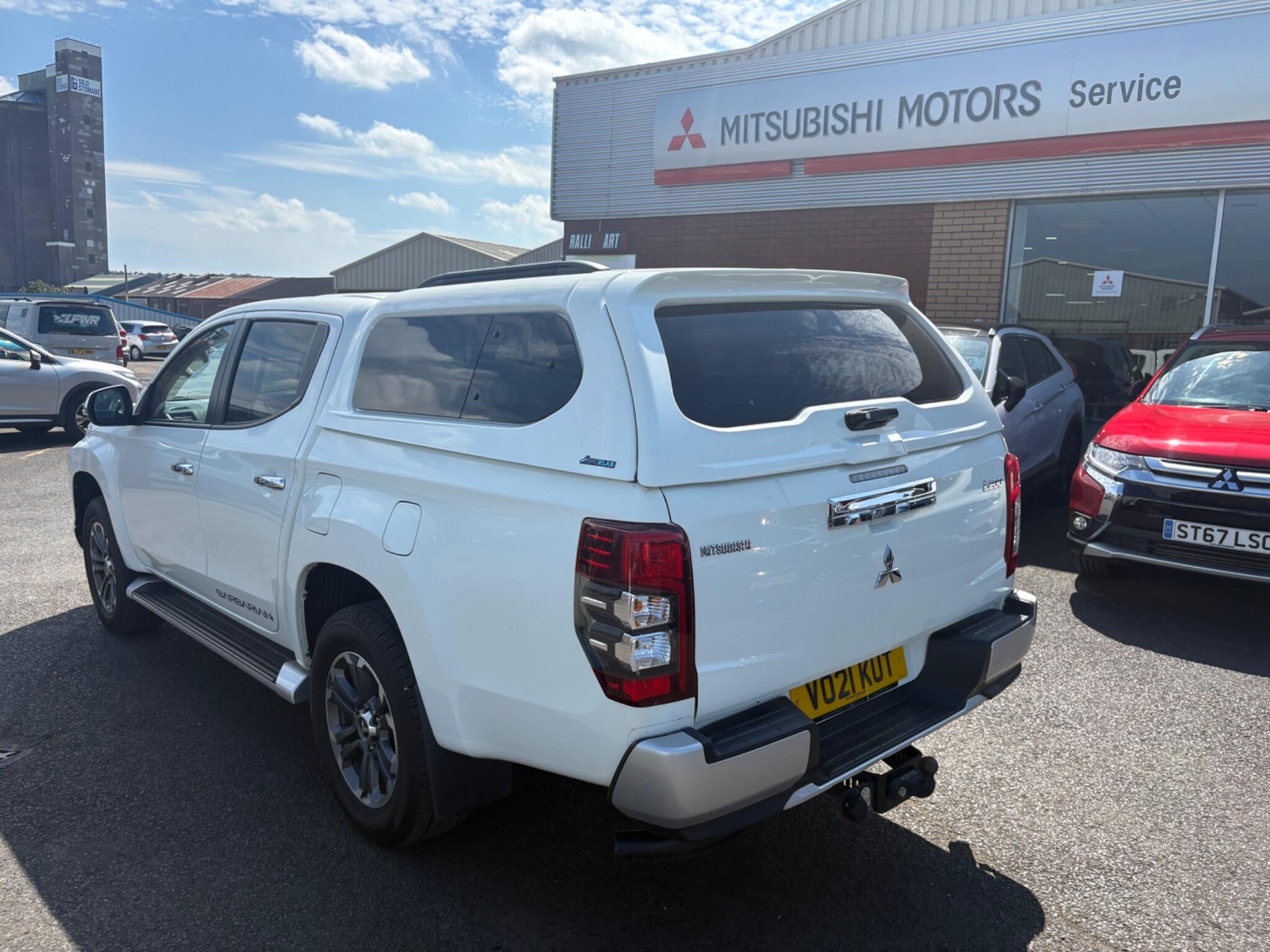 Mitsubishi L200