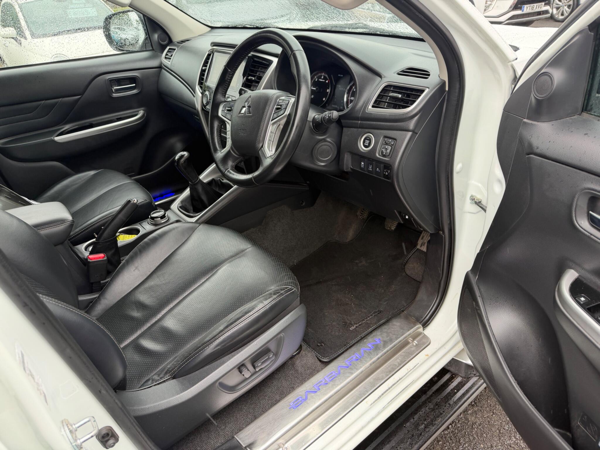 Mitsubishi L200