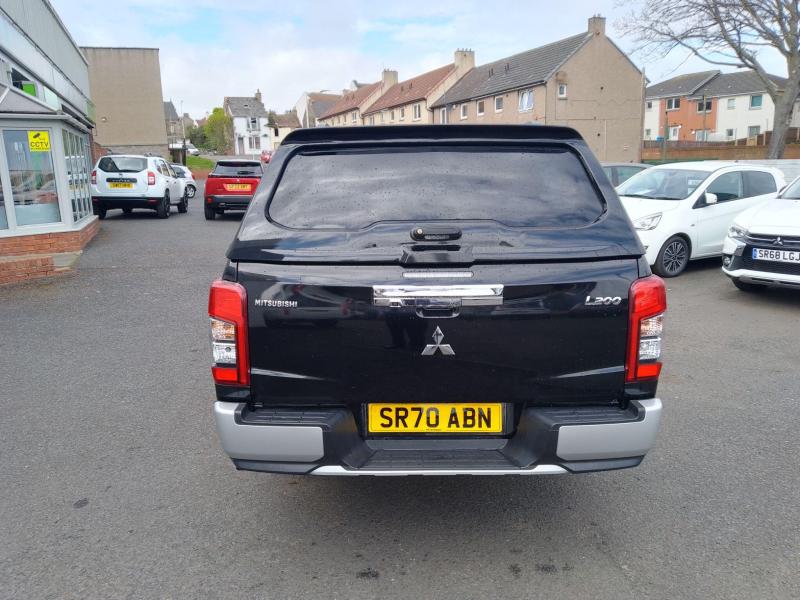 Mitsubishi L200