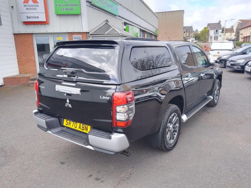Mitsubishi L200