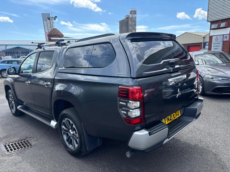 Mitsubishi L200