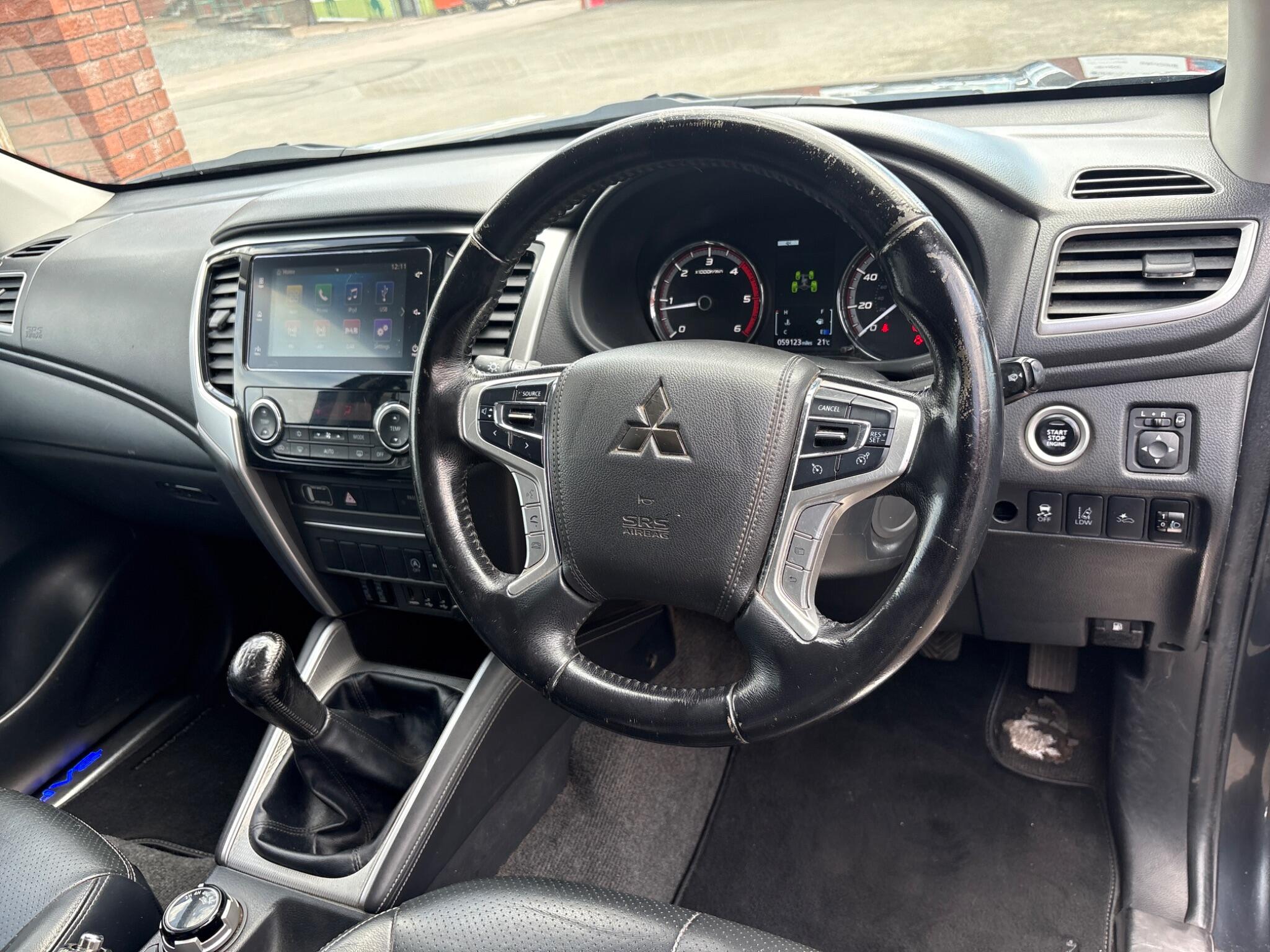 Mitsubishi L200