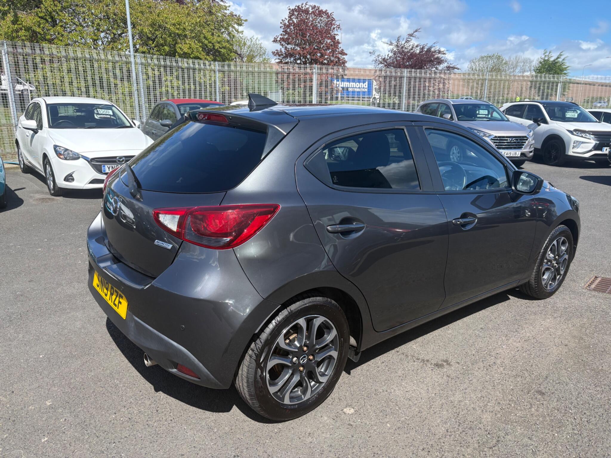 Mazda Mazda2