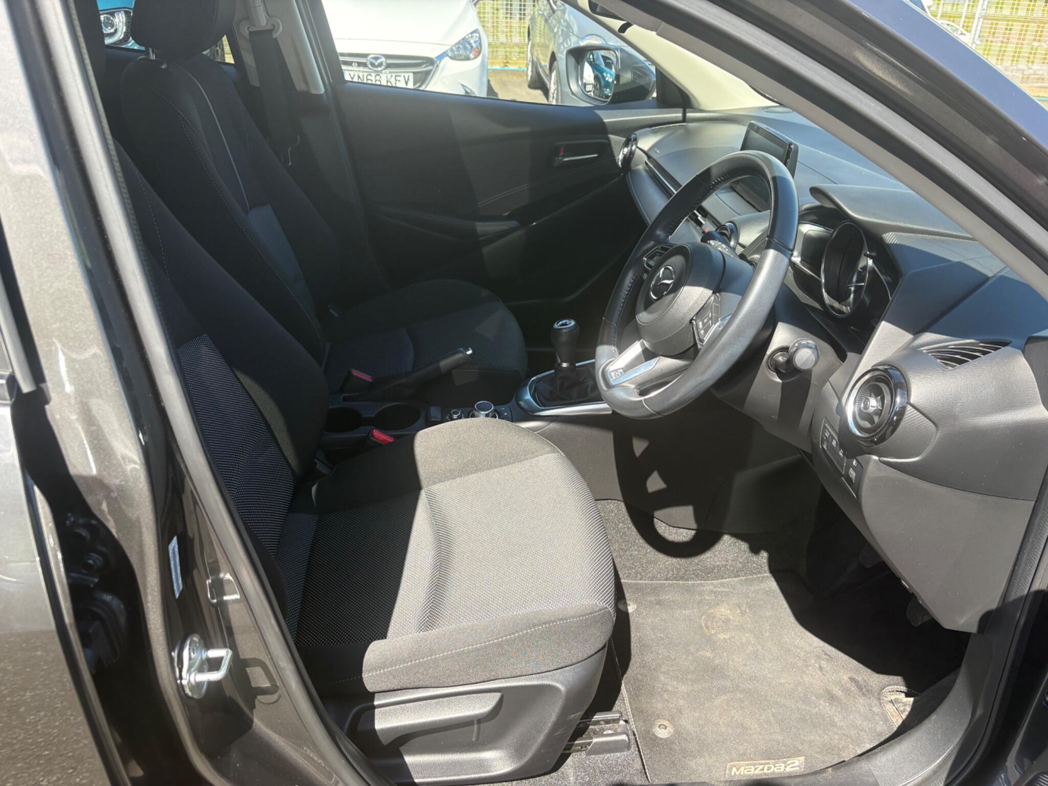 Mazda Mazda2