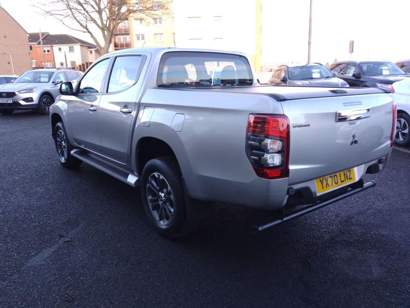 Mitsubishi L200