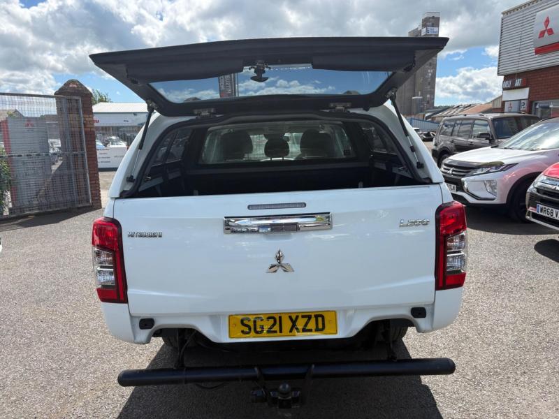 Mitsubishi L200