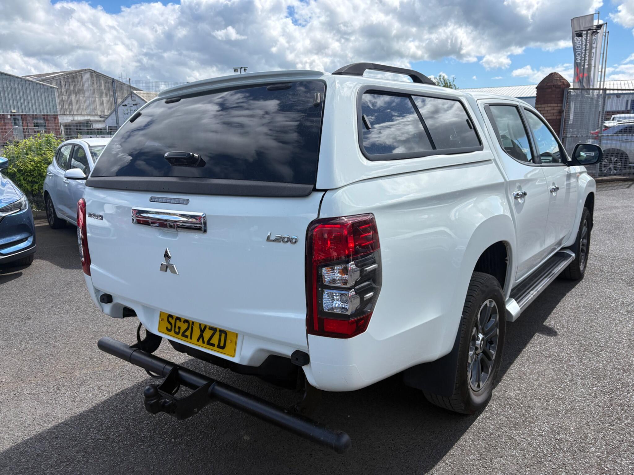 Mitsubishi L200