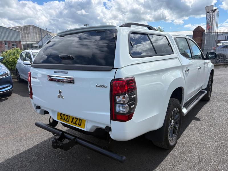 Mitsubishi L200