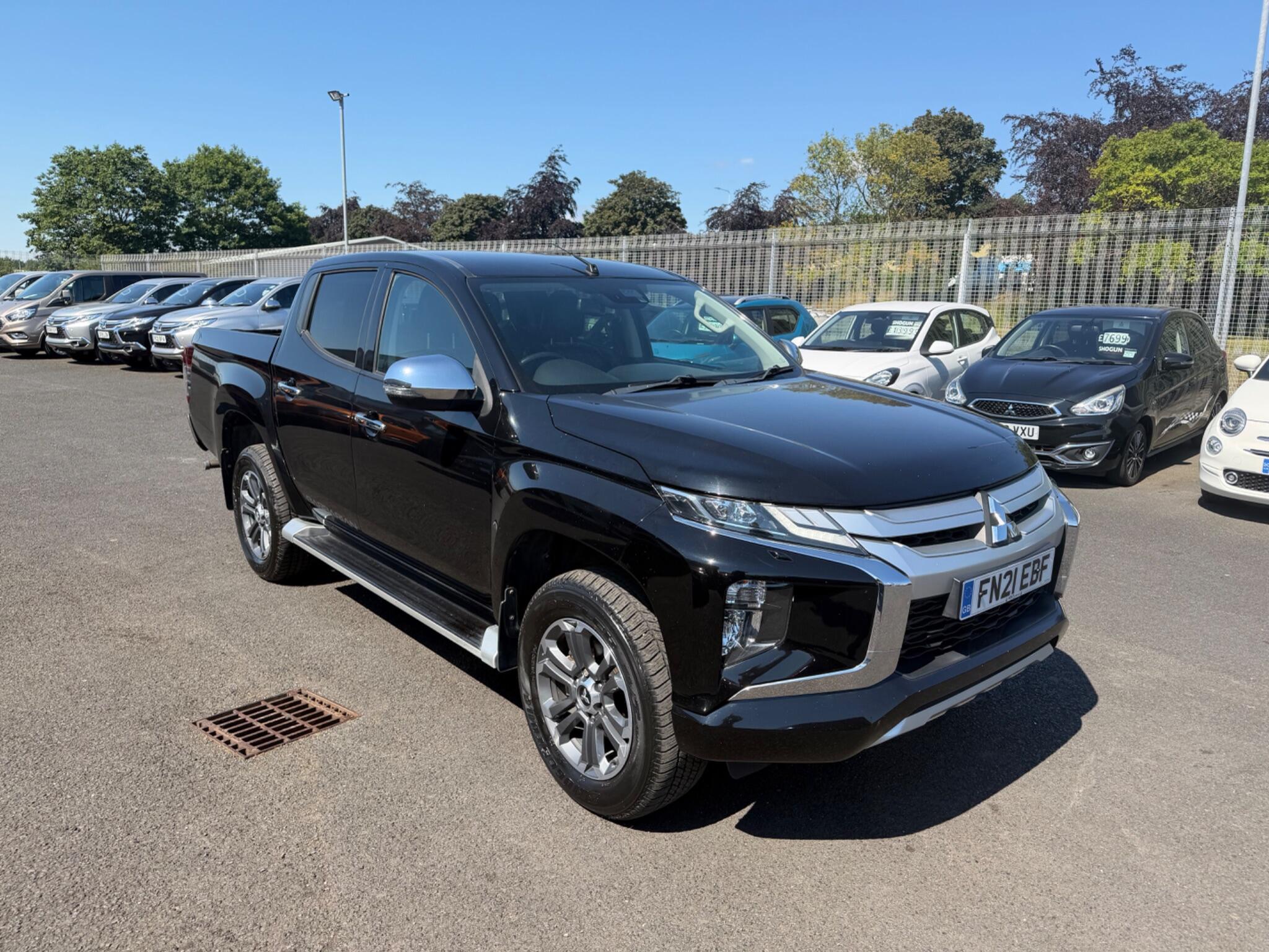 Mitsubishi L200