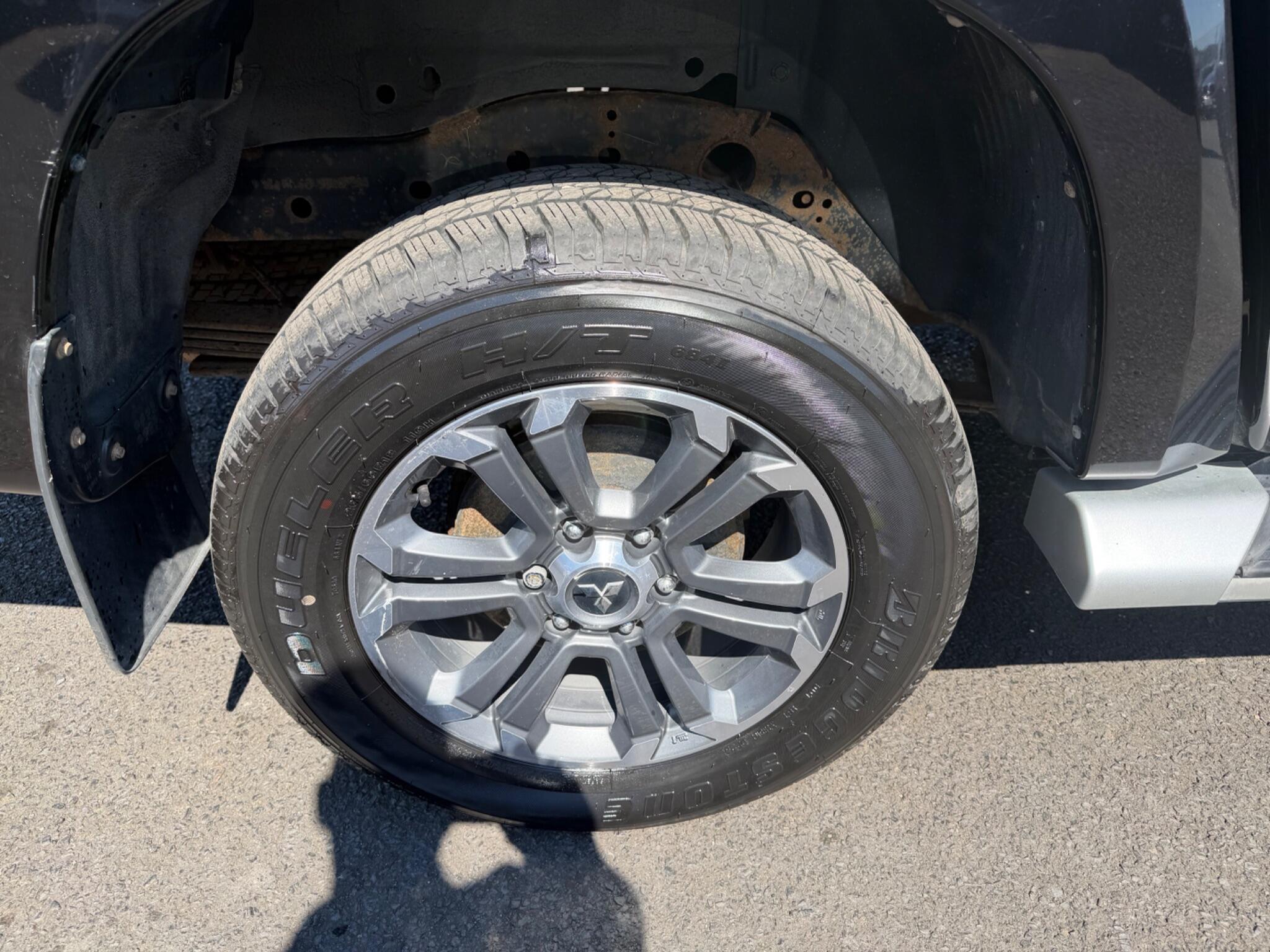 Mitsubishi L200