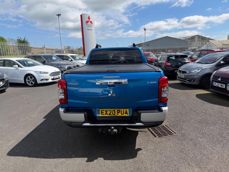 Mitsubishi L200