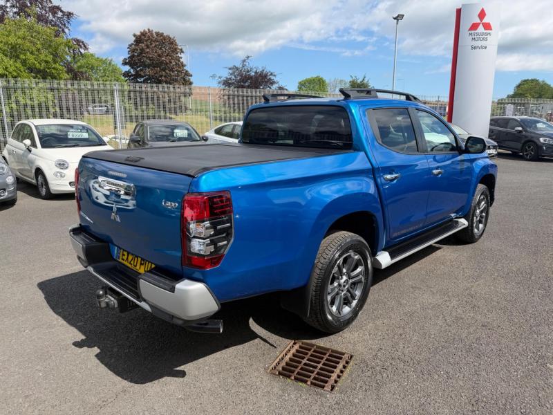 Mitsubishi L200