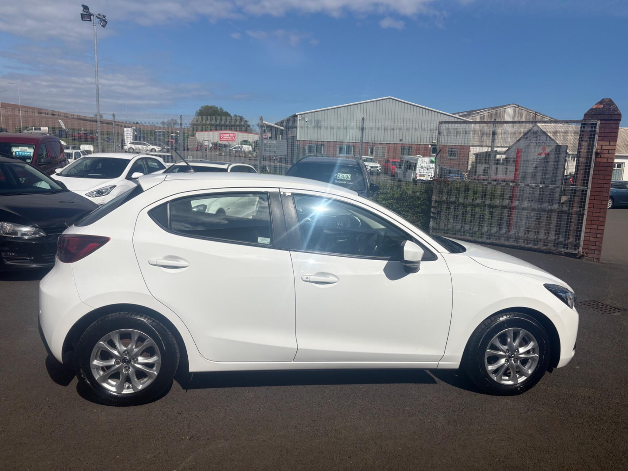 Mazda Mazda2
