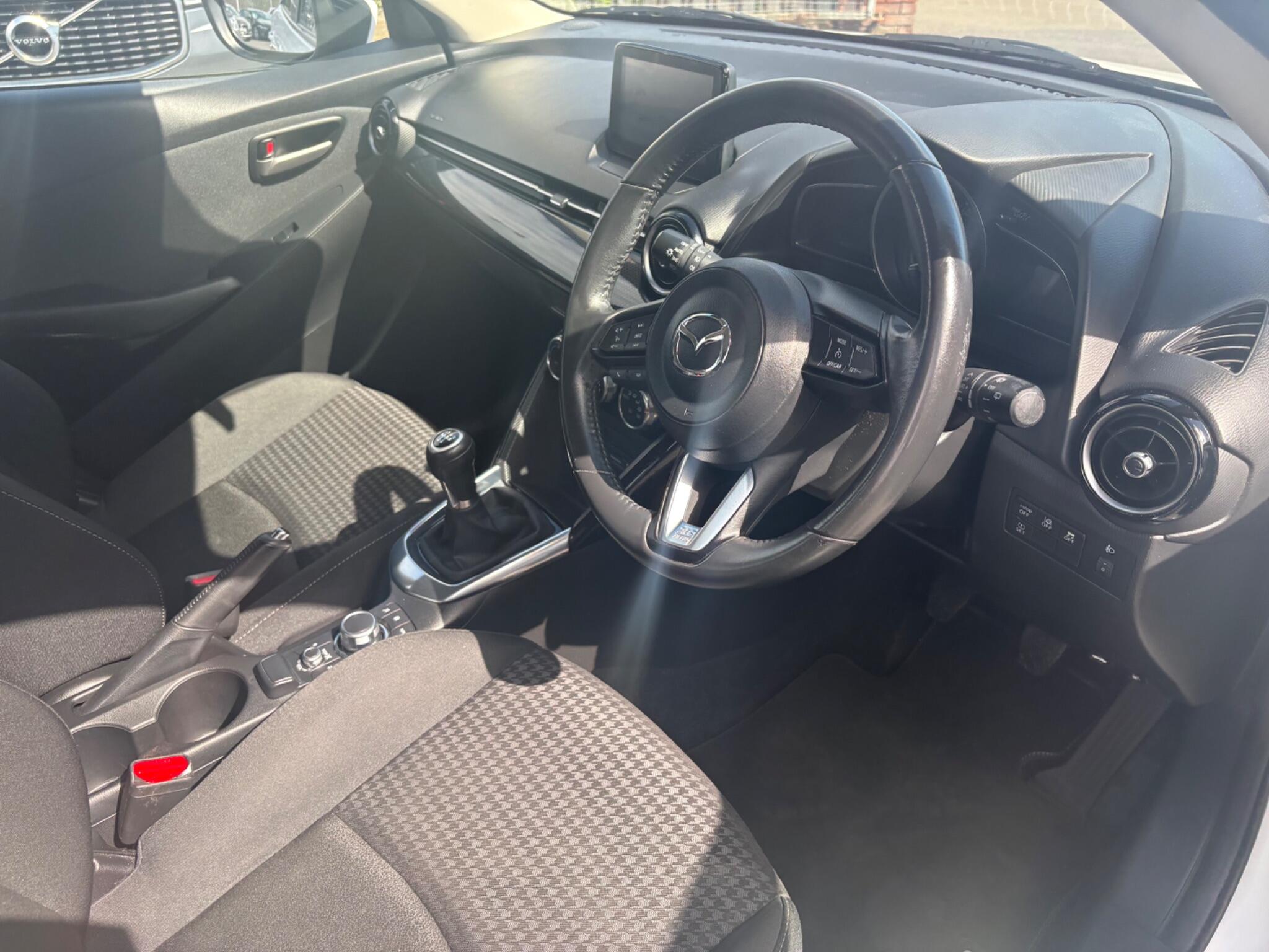 Mazda Mazda2