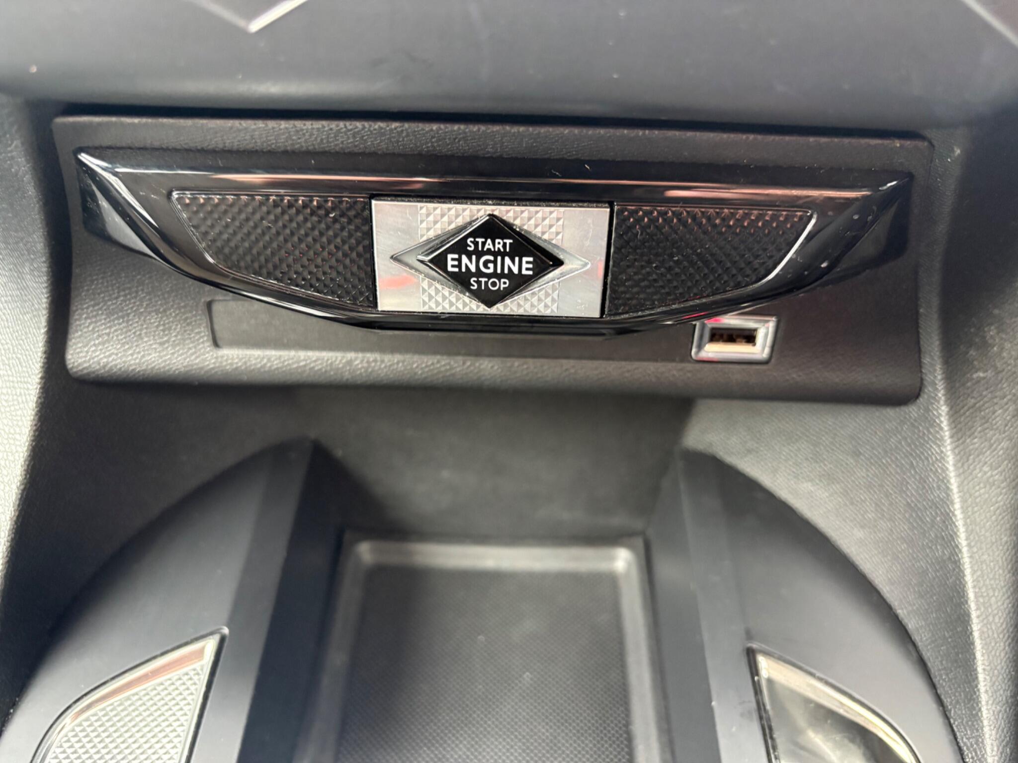DS AUTOMOBILES DS 3 CROSSBACK