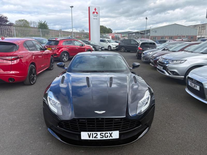 Aston Martin Db11