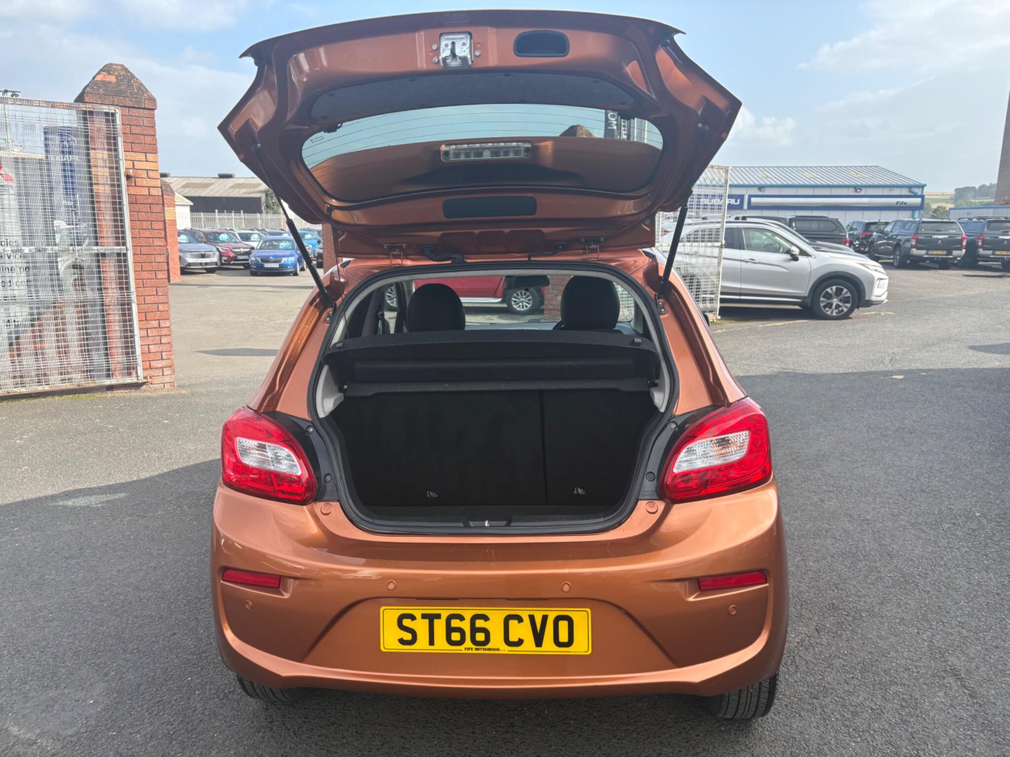 Mitsubishi Mirage