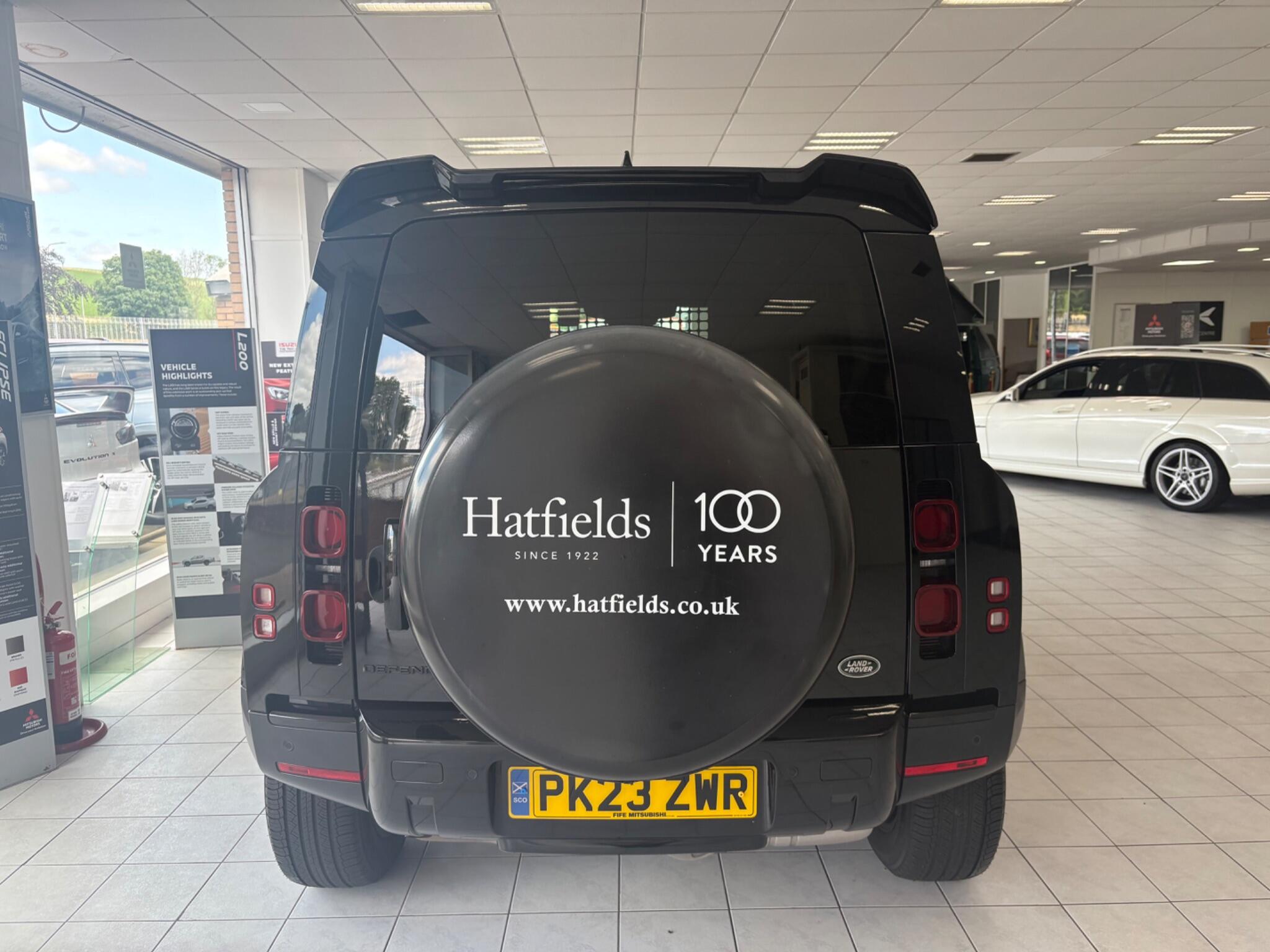 Land Rover Defender 90