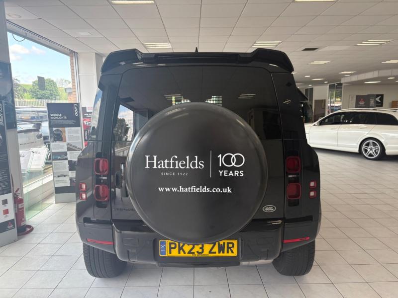Land Rover Defender 90