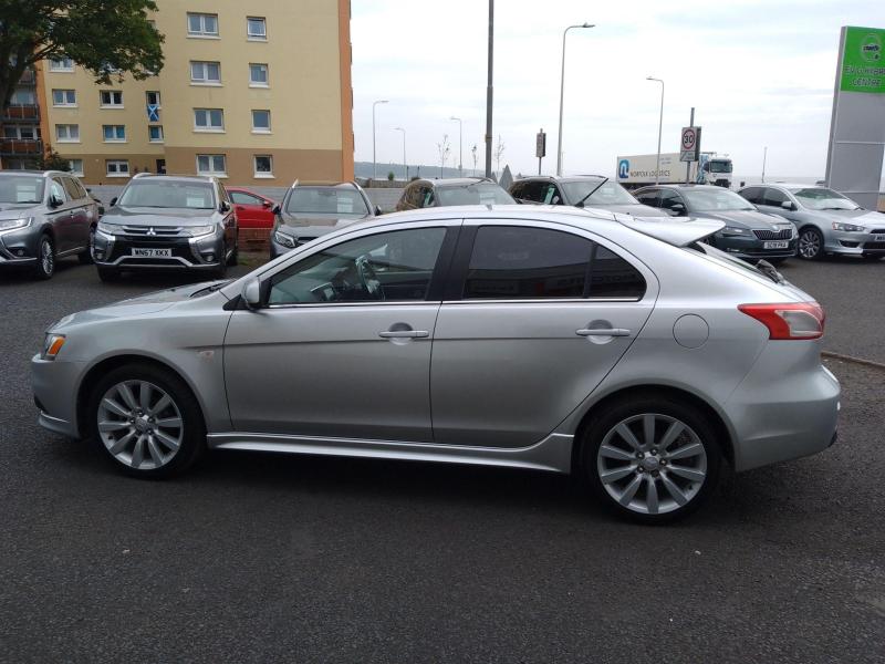 Mitsubishi Lancer