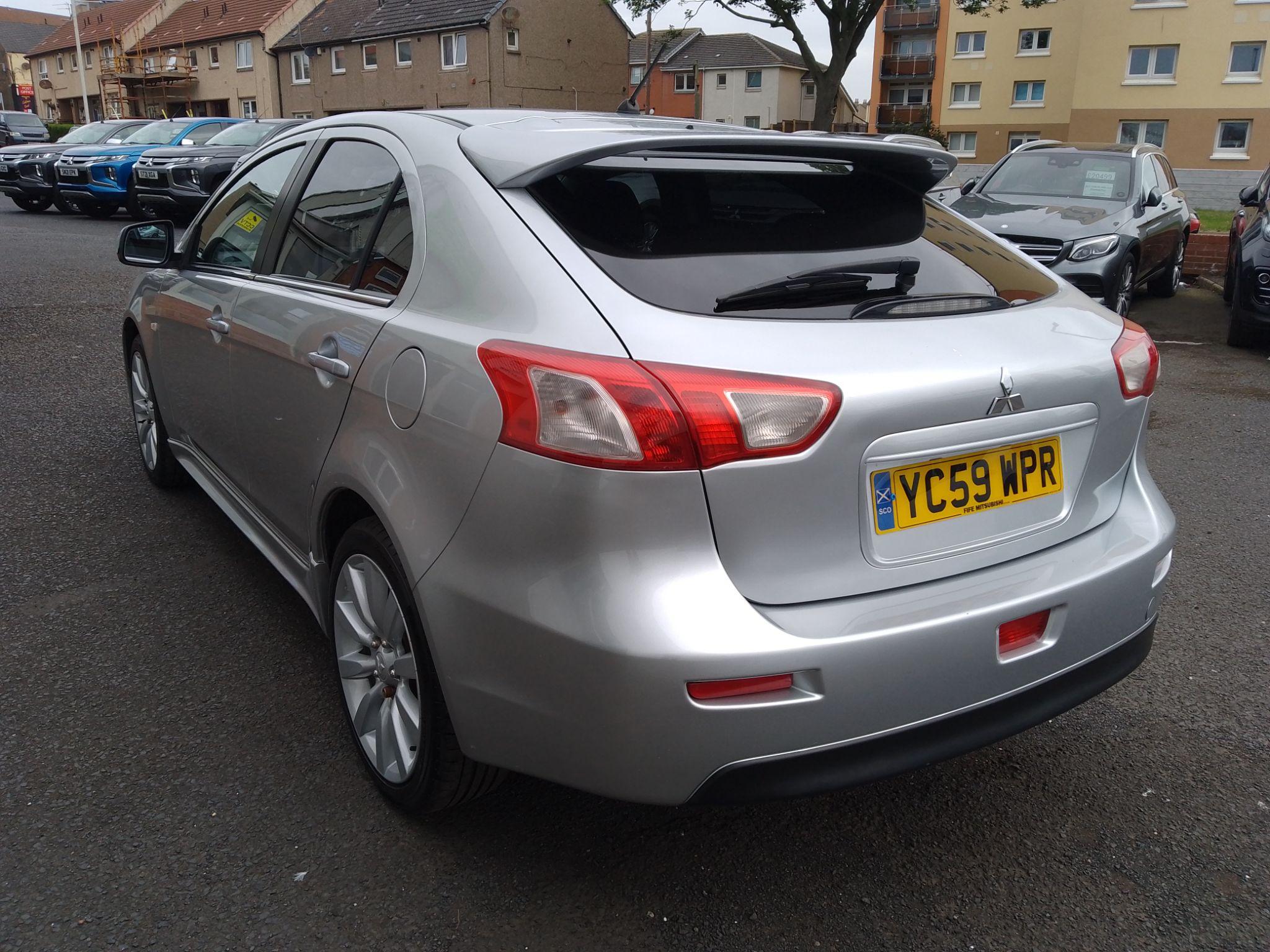 Mitsubishi Lancer