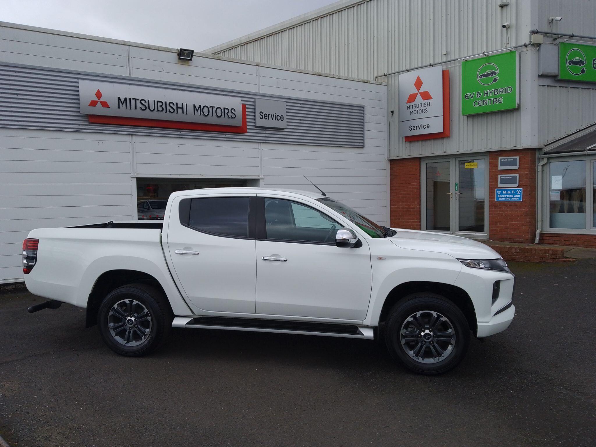 Mitsubishi L200