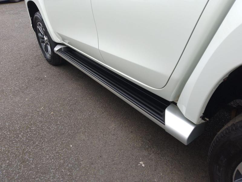 Mitsubishi L200