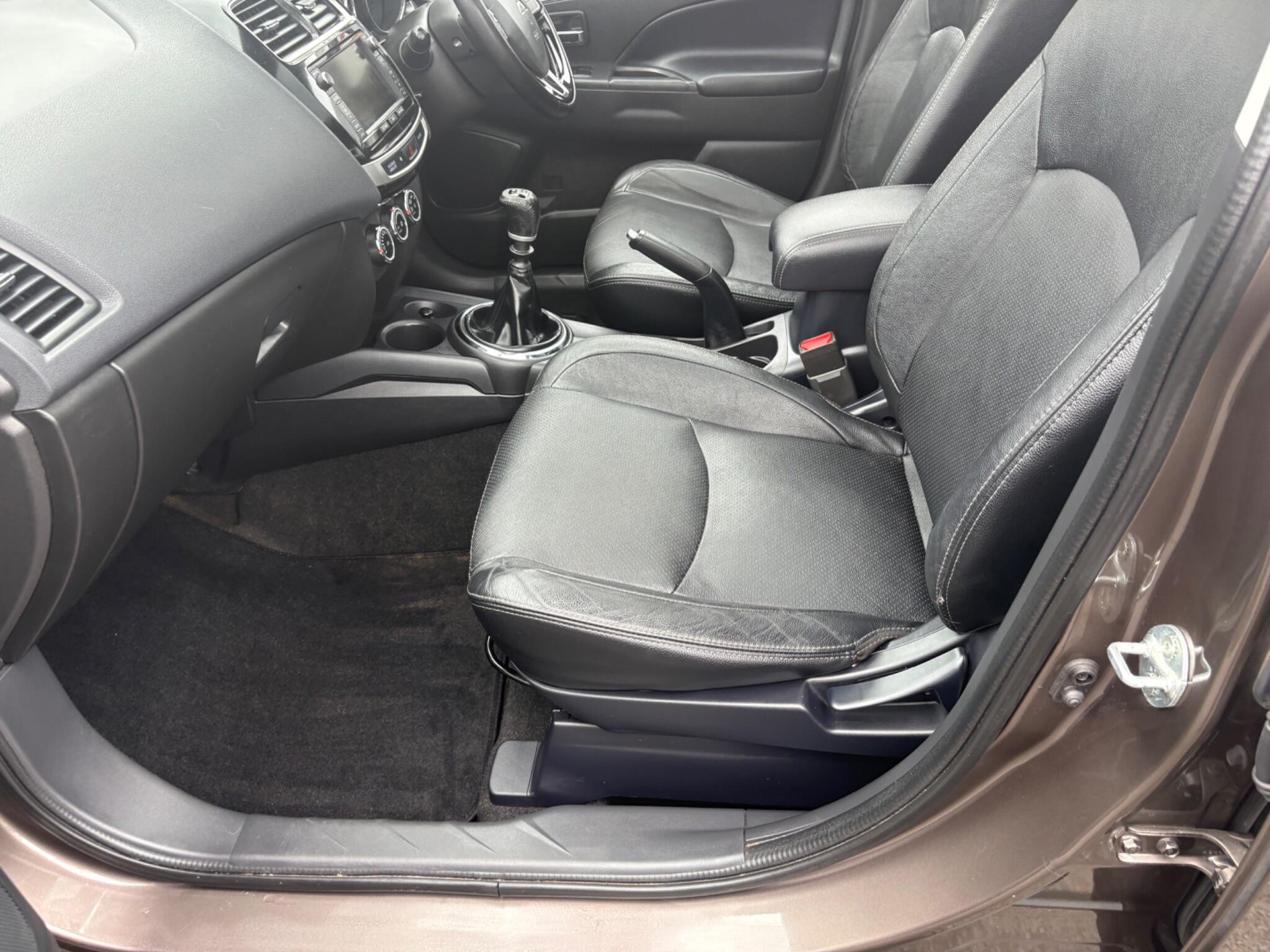 Mitsubishi Asx