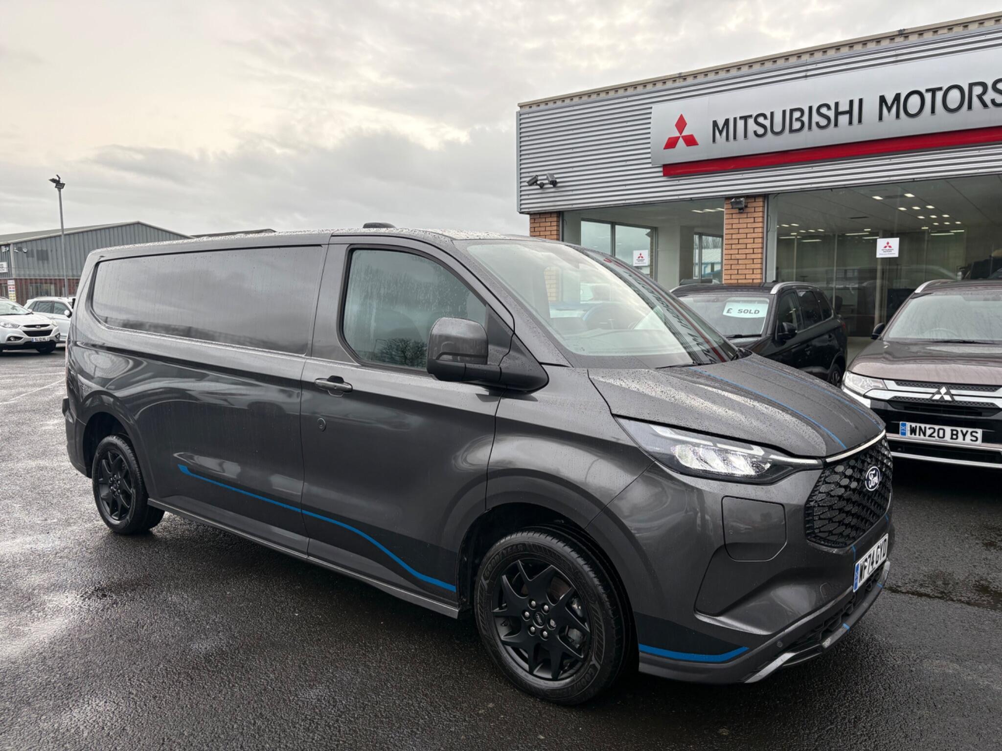 Ford E-Transit Custom