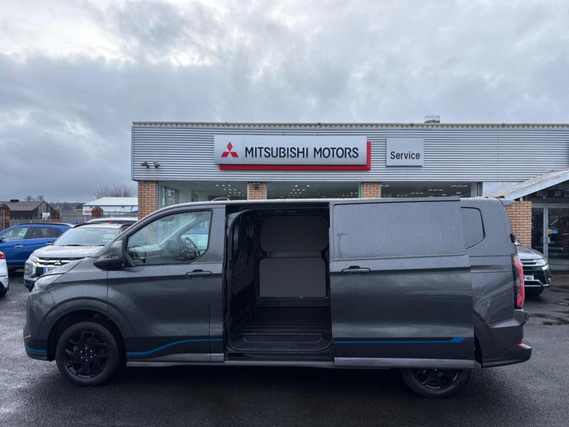 Ford E-Transit Custom
