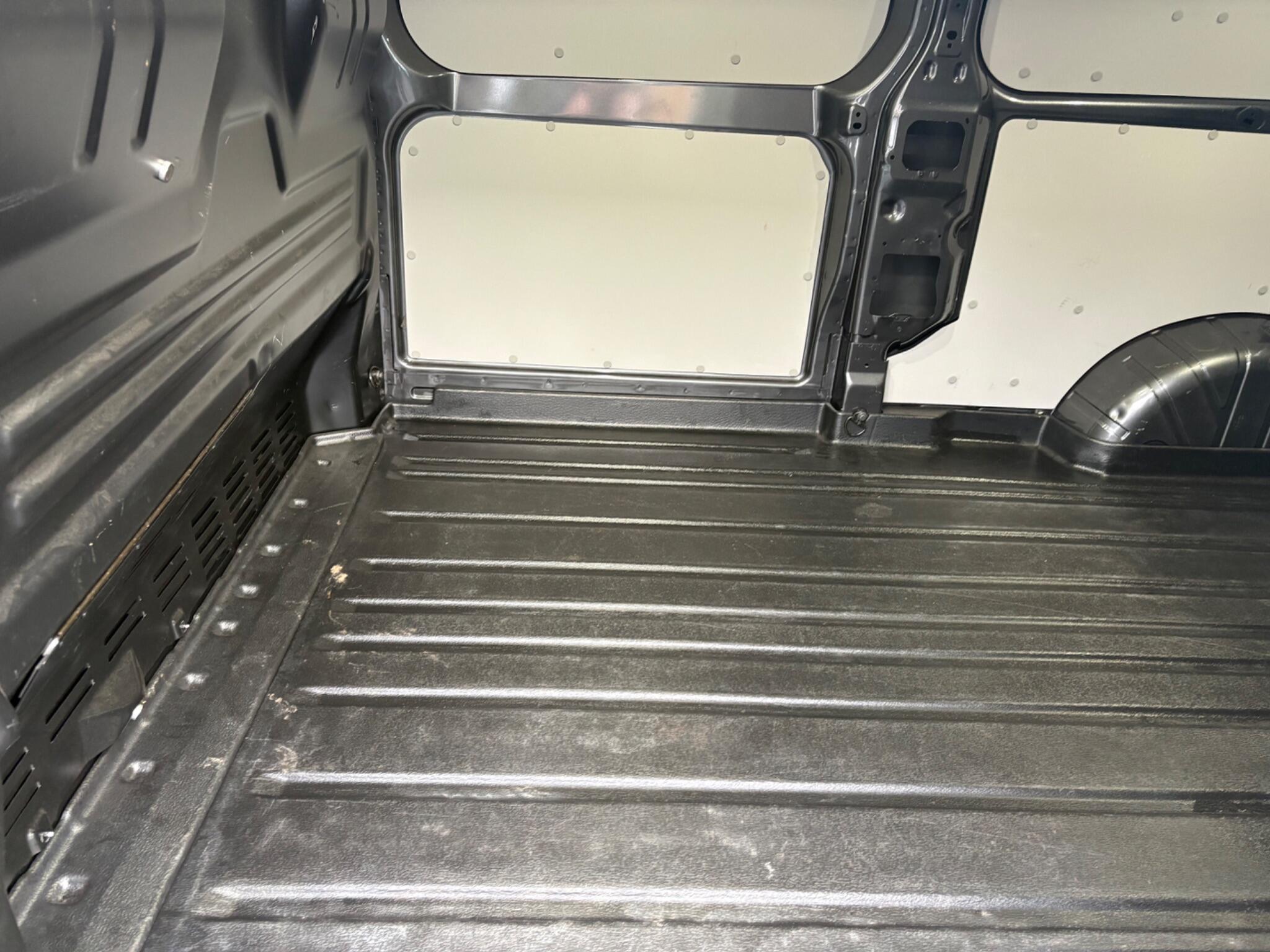Ford E-Transit Custom