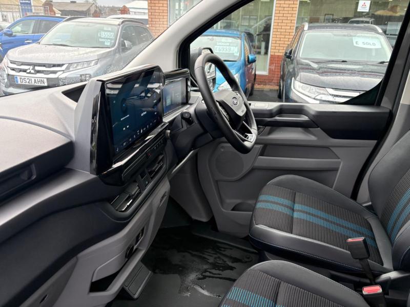 Ford E-Transit Custom