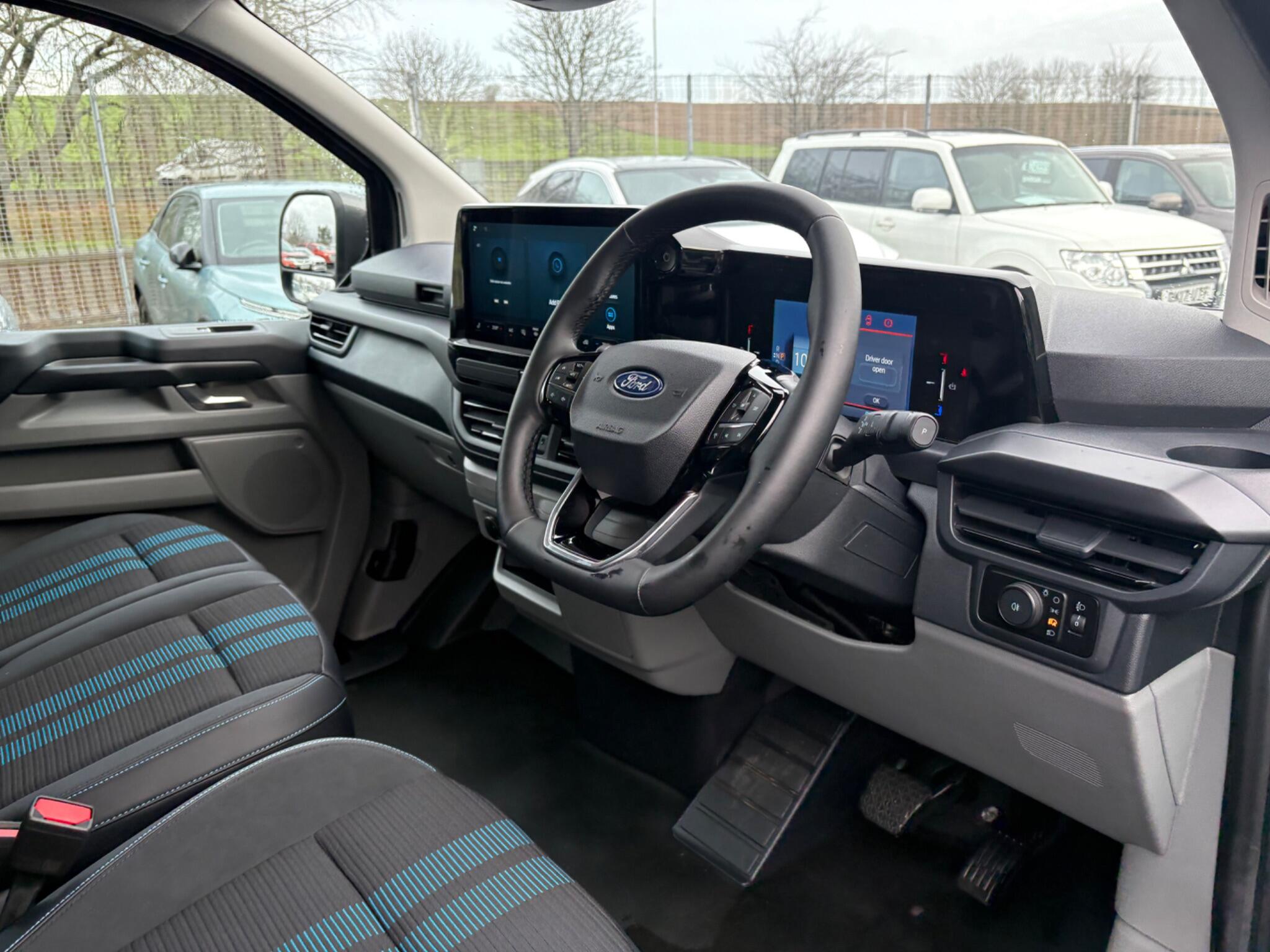 Ford E-Transit Custom