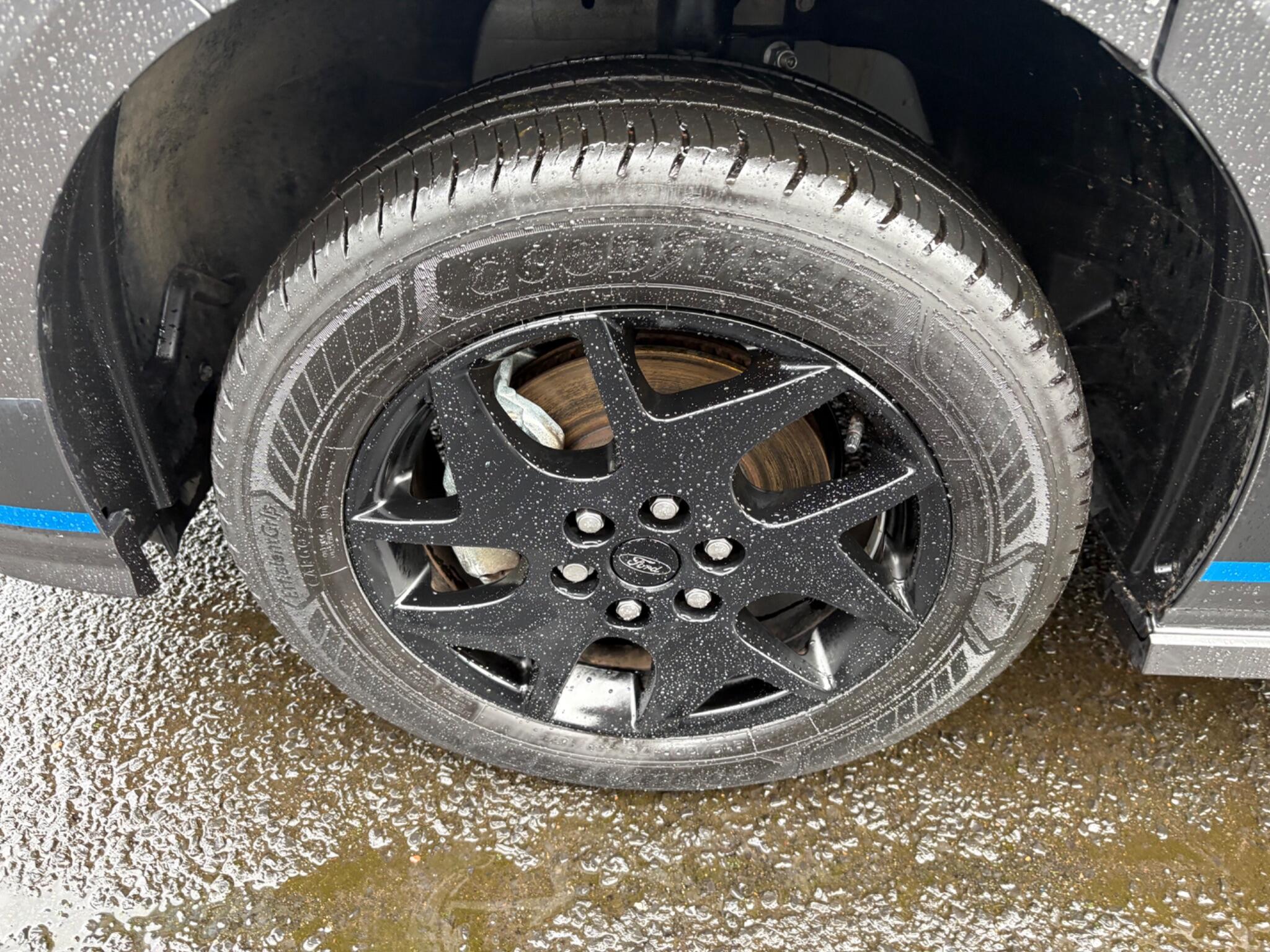Ford E-Transit Custom