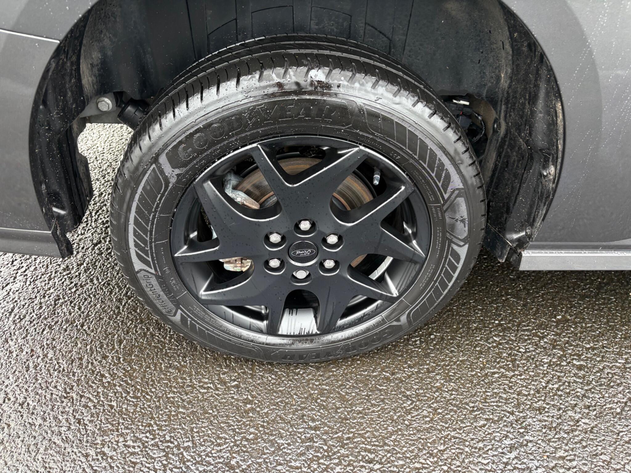 Ford E-Transit Custom