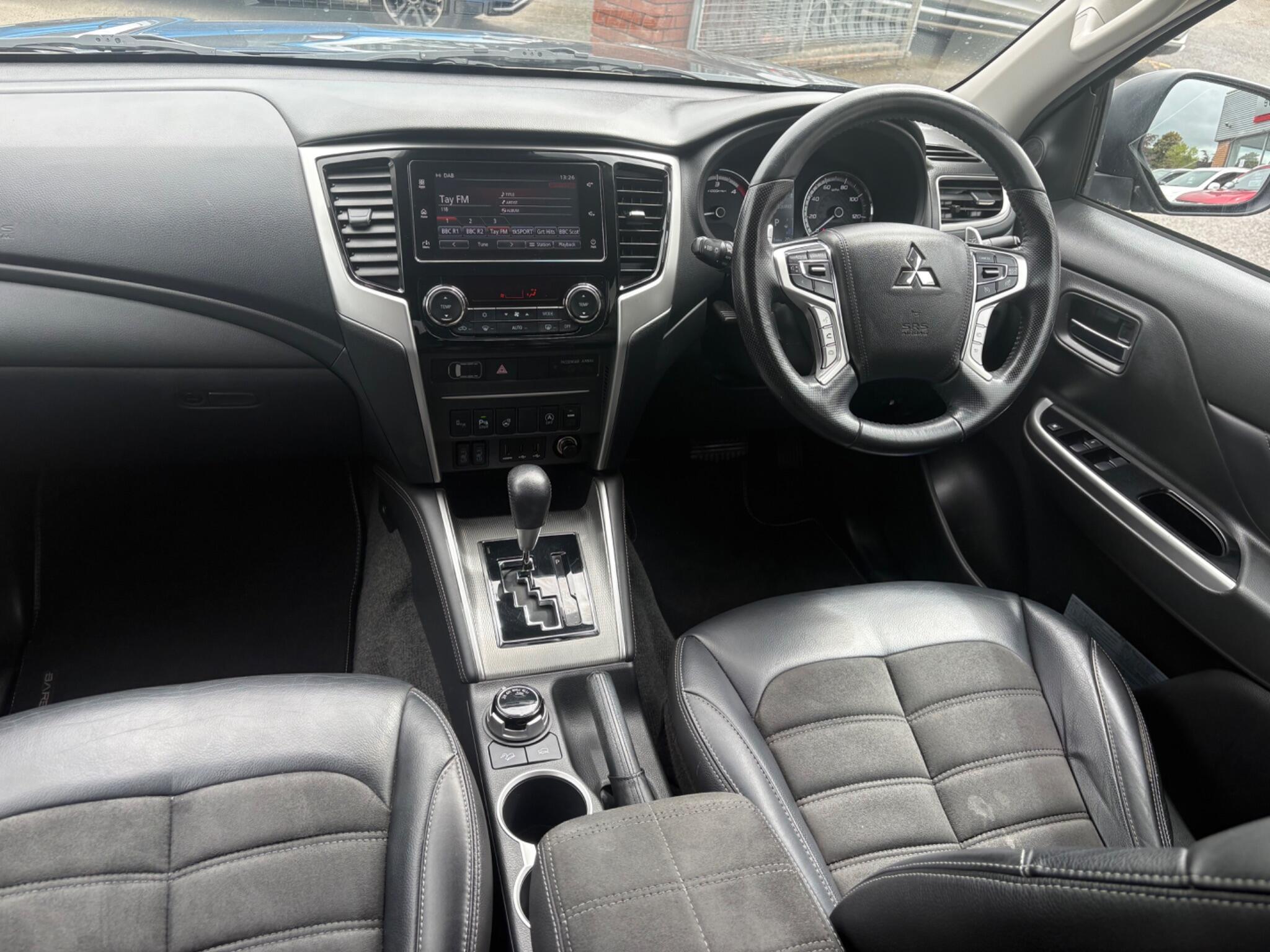 Mitsubishi L200