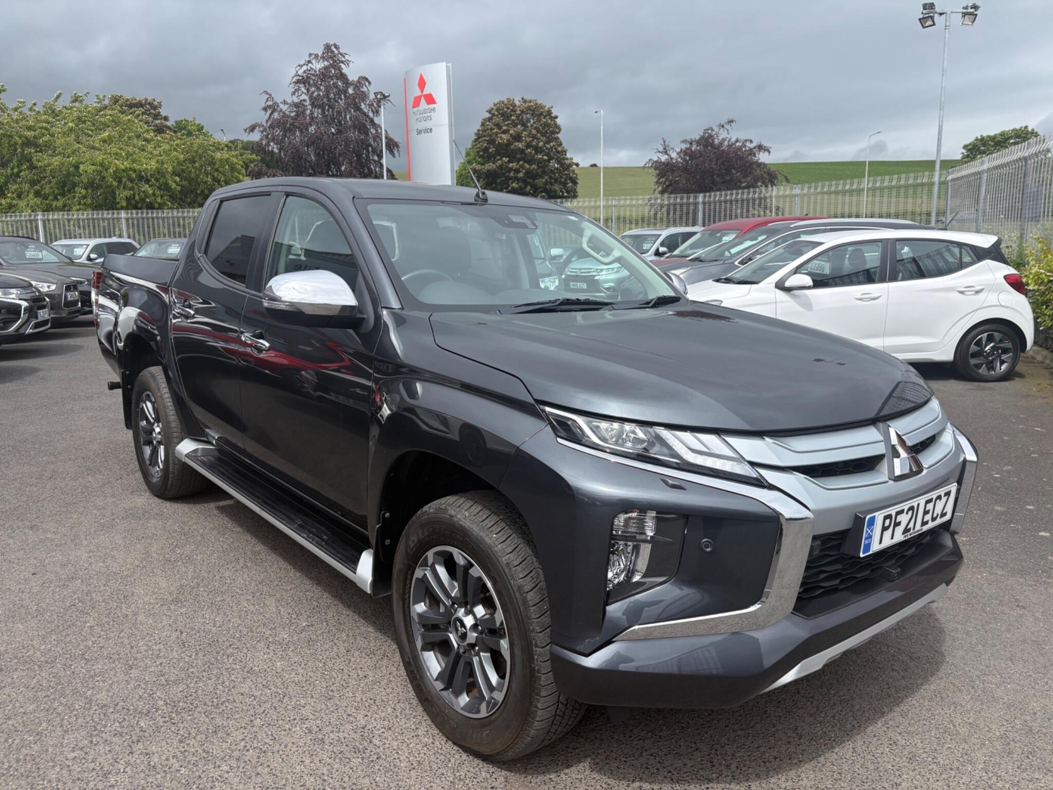 Mitsubishi L200